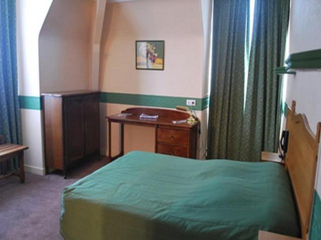 Logis Hotel & Restaurant - Le Normandie Caudebec-en-Caux Pokój zdjęcie