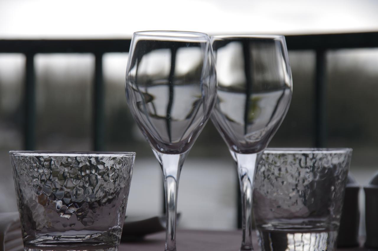 Logis Hotel & Restaurant - Le Normandie Caudebec-en-Caux Zewnętrze zdjęcie